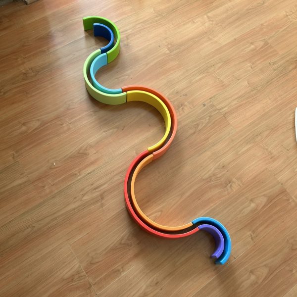 Arcoiris Waldorf. Juego libre.