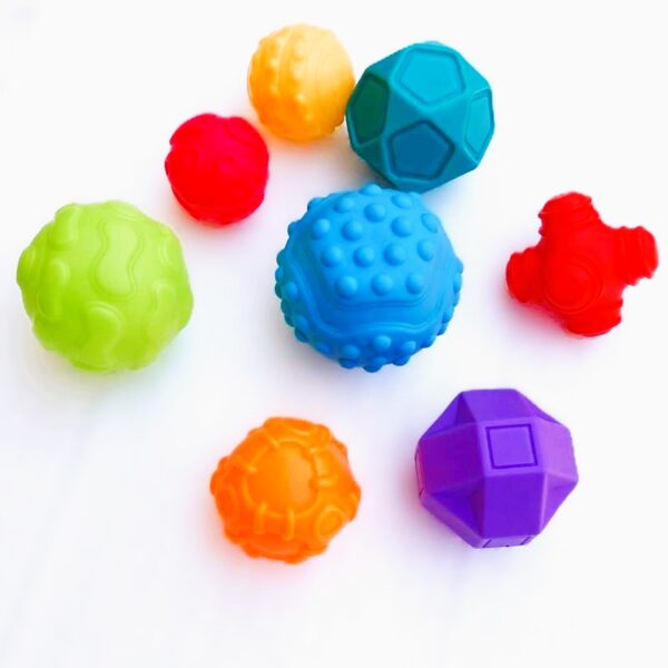 Set de pelotas +6 meses (8 unidades)