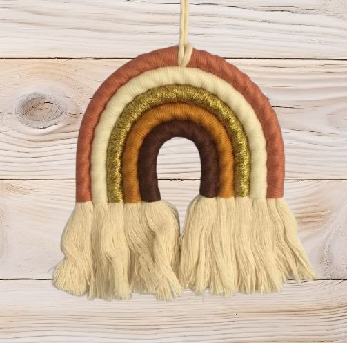 Arcoíris de macramé decorativo – 3 diseños disponibles - Imagen 3